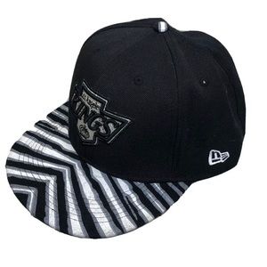 New Era Vintage Los Angeles Kings NHL Hockey Hat Black White One Size